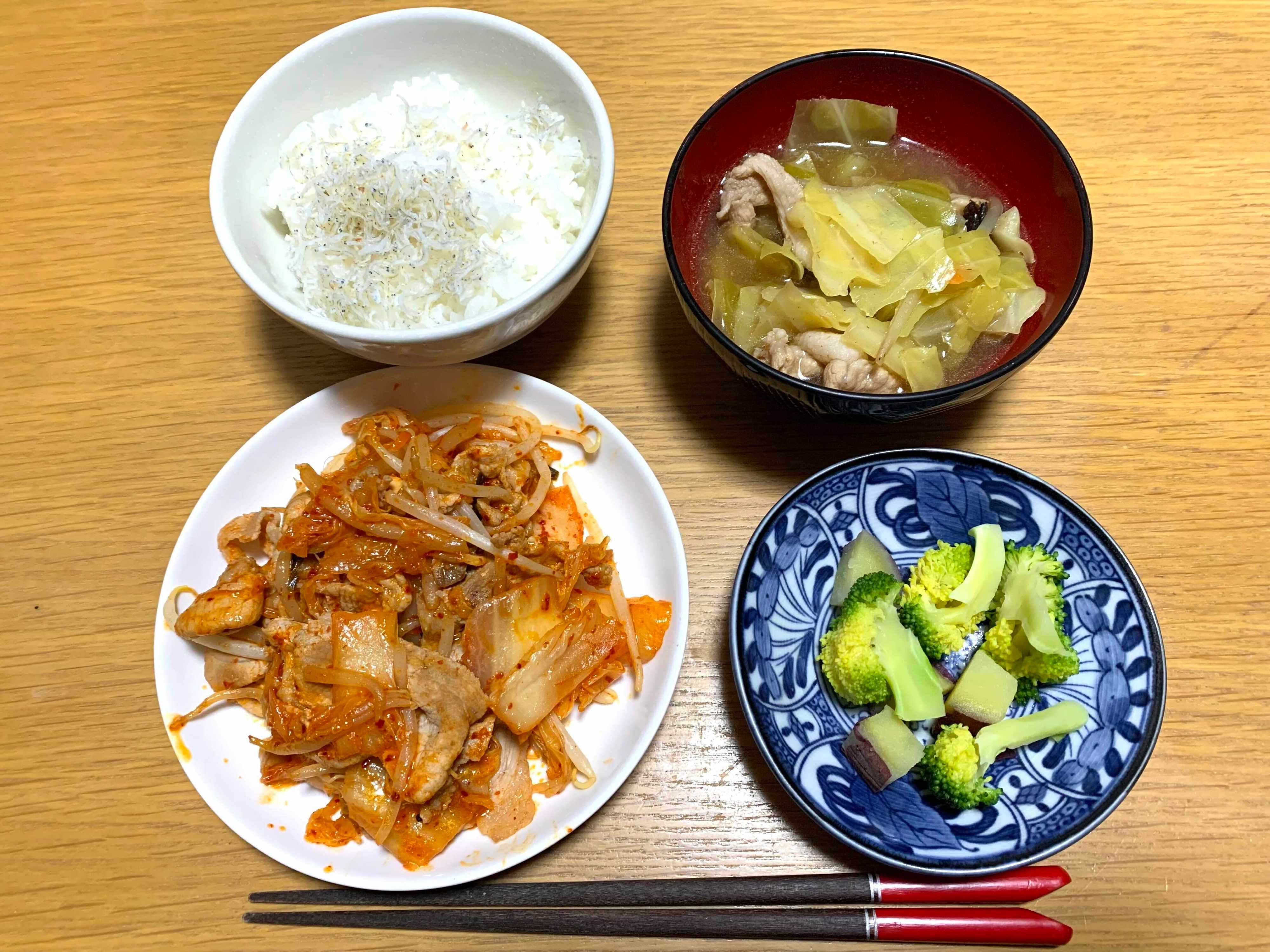 定番おかずを美味しく！自炊ガチ勢がストックしている「ちょい足し食材」4選