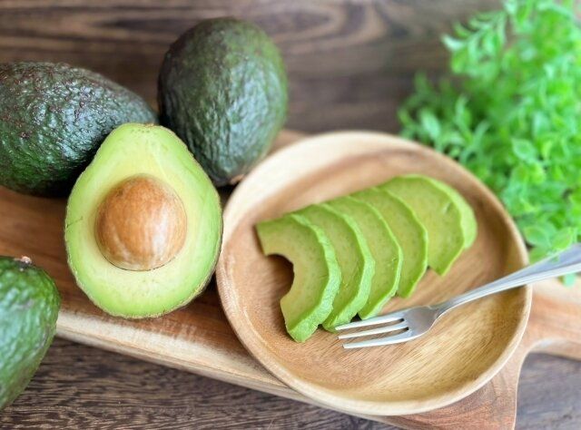 あなたも間違えているかも!?やってはいけないアボカドの保存方法