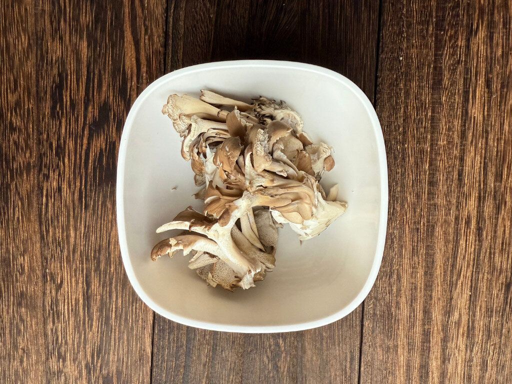 ひと口目がビックリするほど違う…「舞茸」の味噌汁が劇的にうまくなる超簡単テクを試してみた