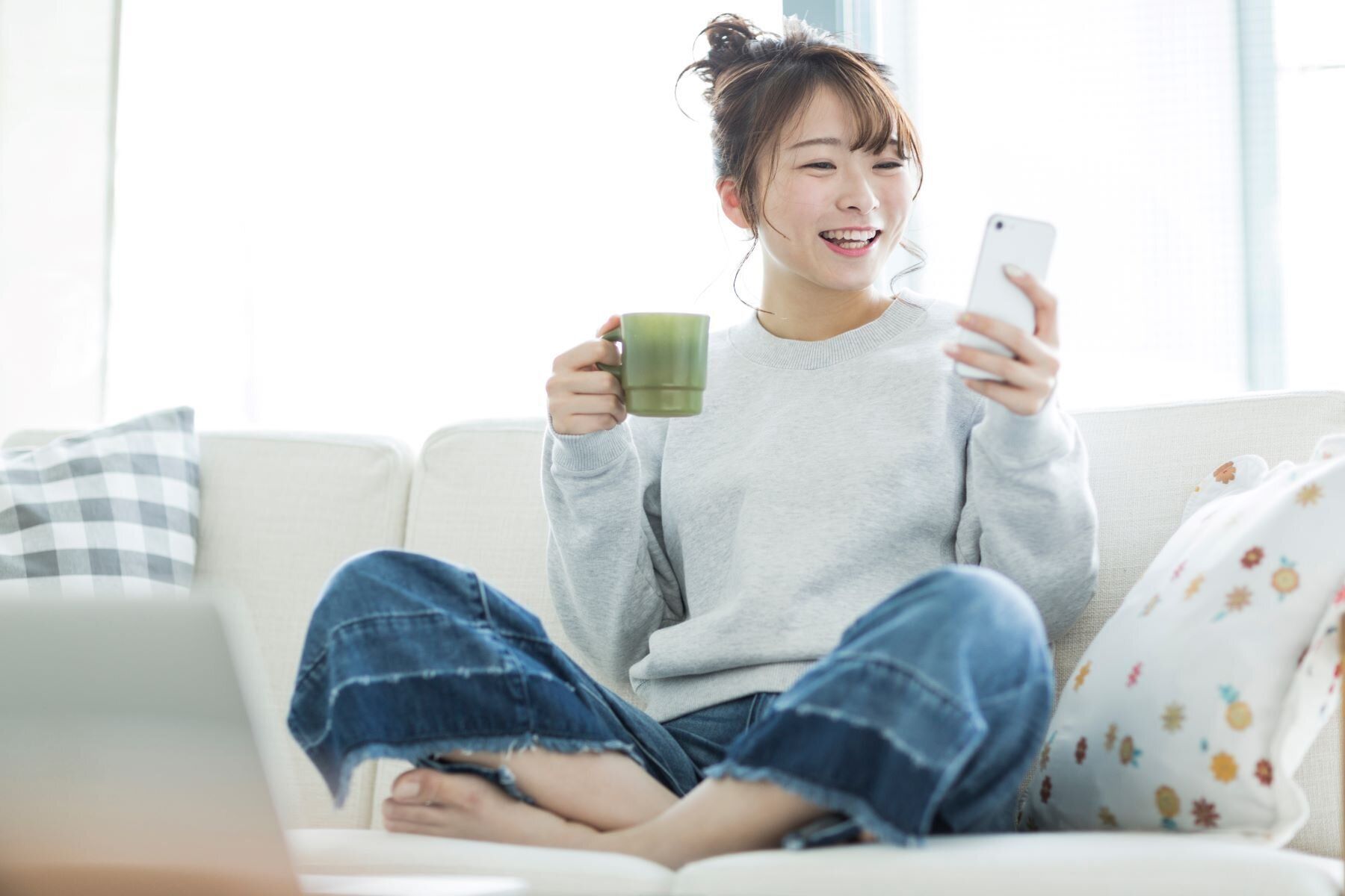 韓国語「ポゴシポヨ」の日本語の意味とは？「マンナゴシポ」との違いや例文も紹介