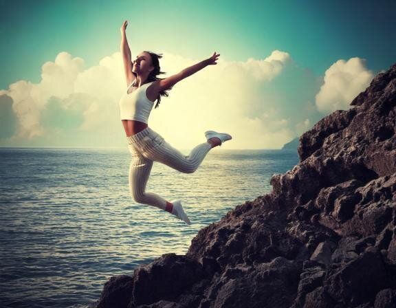 【夢占い】脱出の夢の意味とは？状況、登場人物などシチュエーション別に解説！