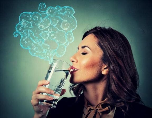 【夢占い】呂律が回らない夢の意味とは？状況、原因別にシチュエーション別解説！