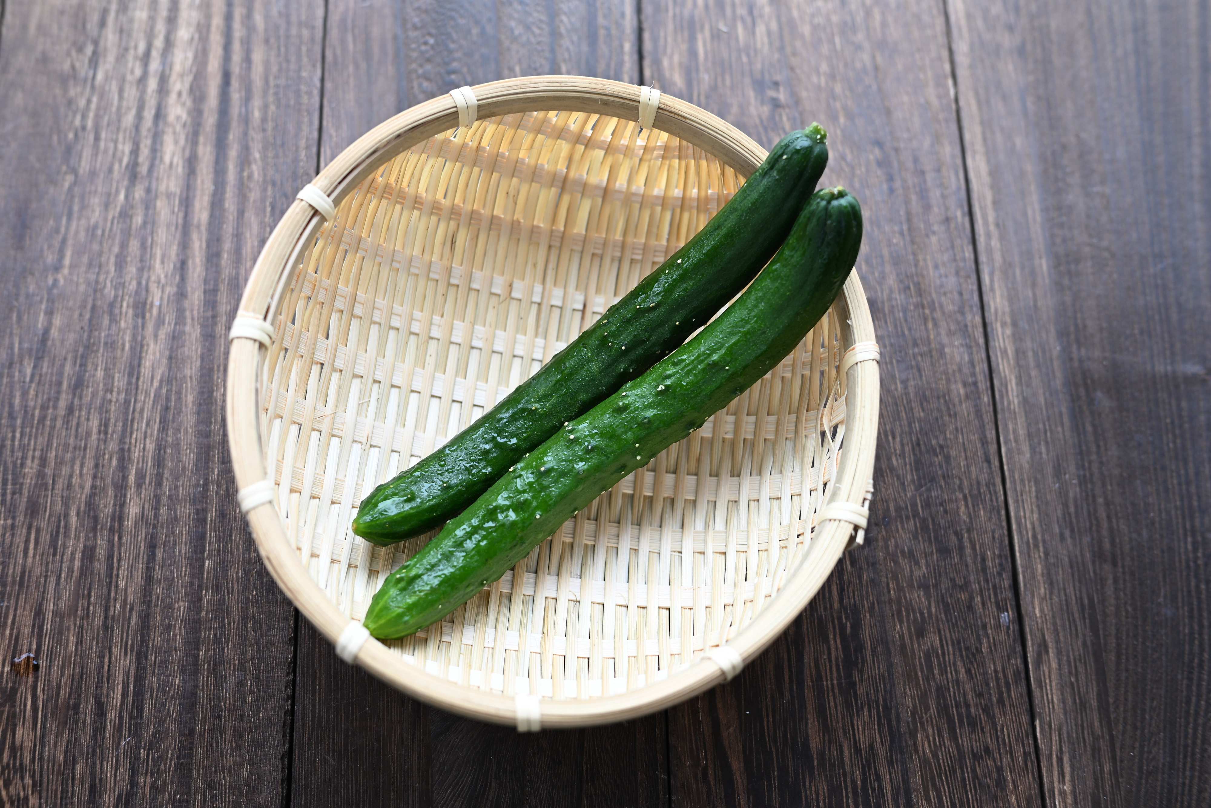 アク抜きして食べてーー!!きゅうりが「たった30秒で劇的にうまくなる」方法