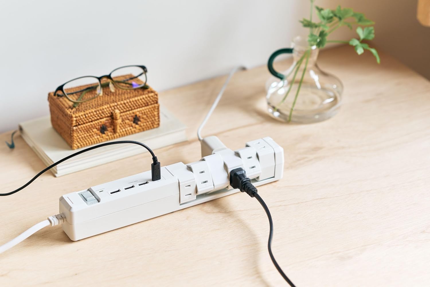 おしゃれな電源タップのおすすめ6選！人気のUSBポート付きをチェック【2025年最新】