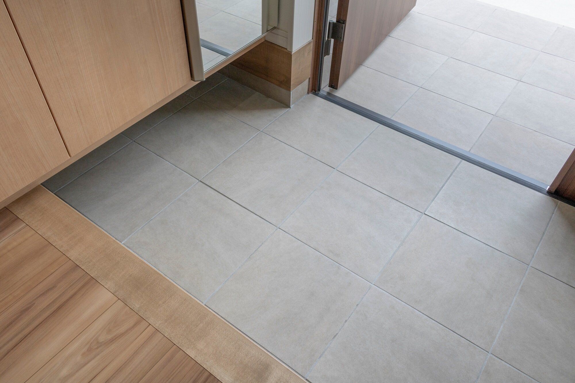 無意識にやってない？玄関のキレイを保つならやってはいけない3つのこと