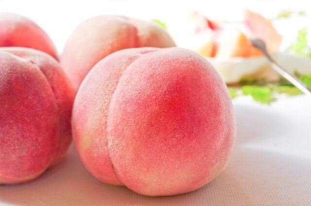 じつは避けたほうがいいかも？野菜のプロが教える桃の「もったいない」食べ方