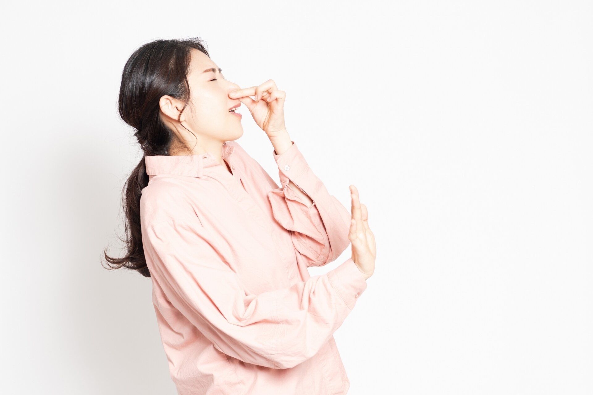 元家政婦が教える！夏こそ注意したい「放置するとニオってしまう家の汚いポイント」3選