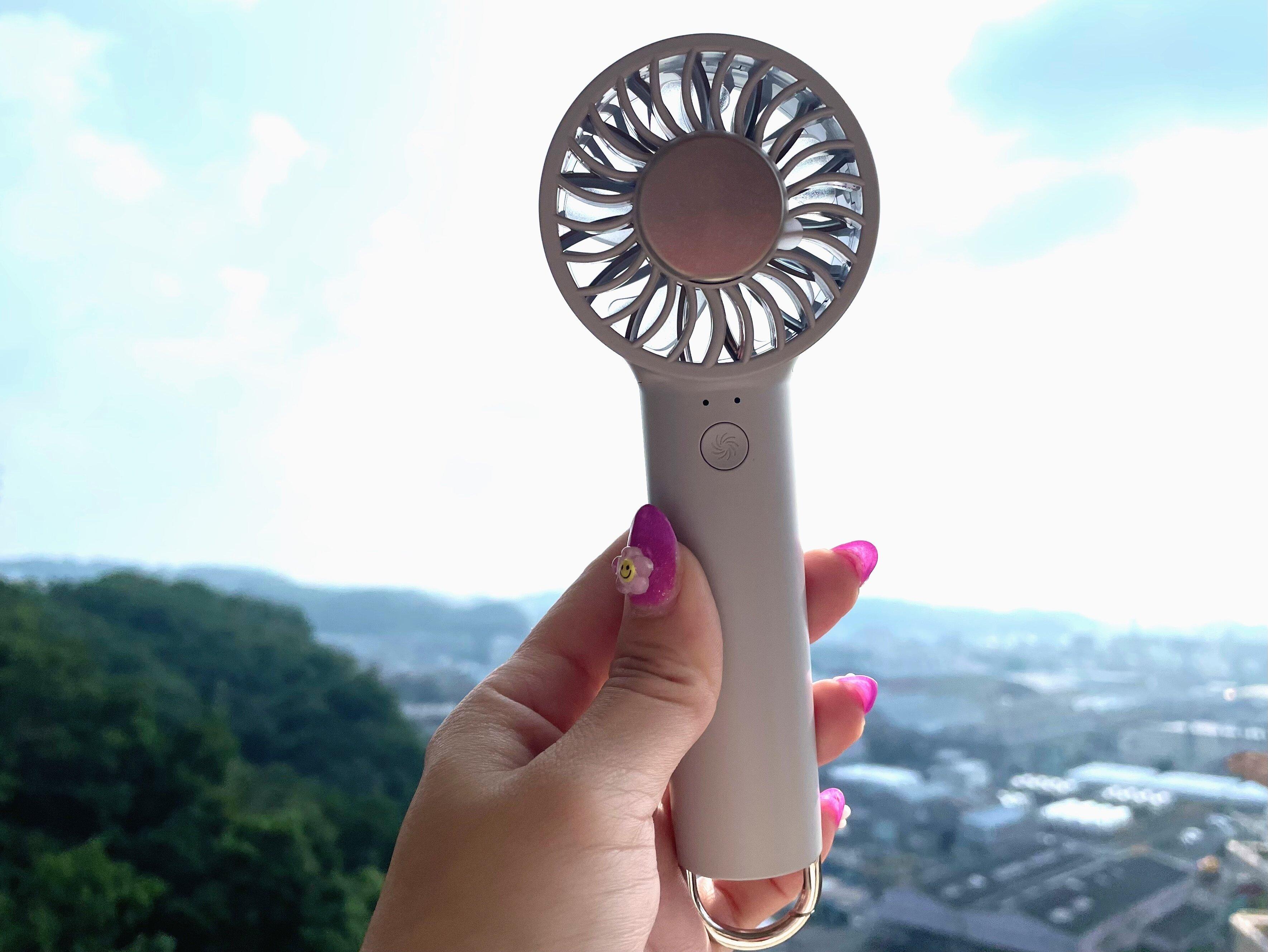 3COINSでハンディファンを買うならコレ！「ペルチェ付き2重構造ハンディファン」が優秀！