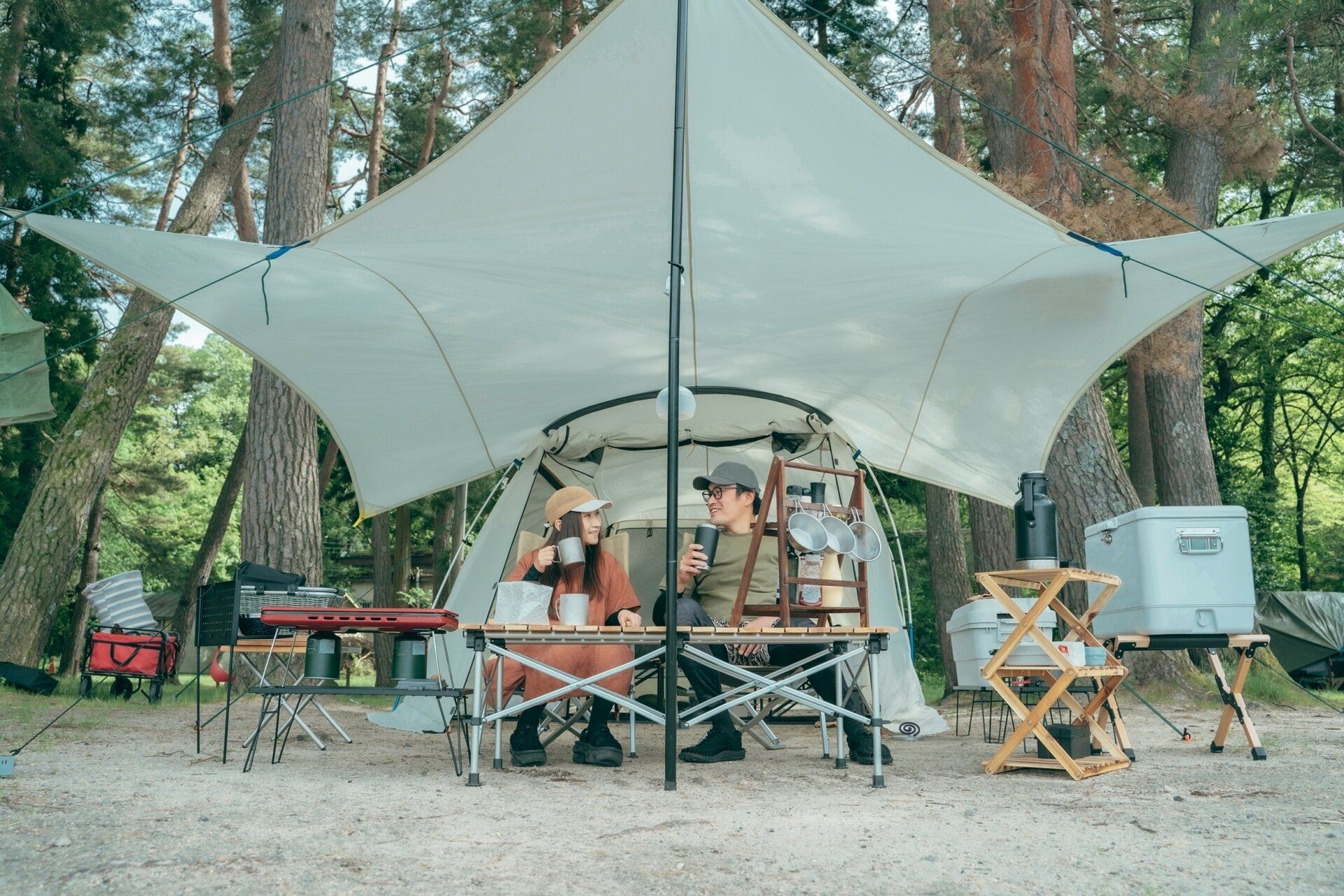 ポータブル冷蔵庫おすすめ人気ランキング15選 | 日本製から小型製品、バッテリー内蔵まで