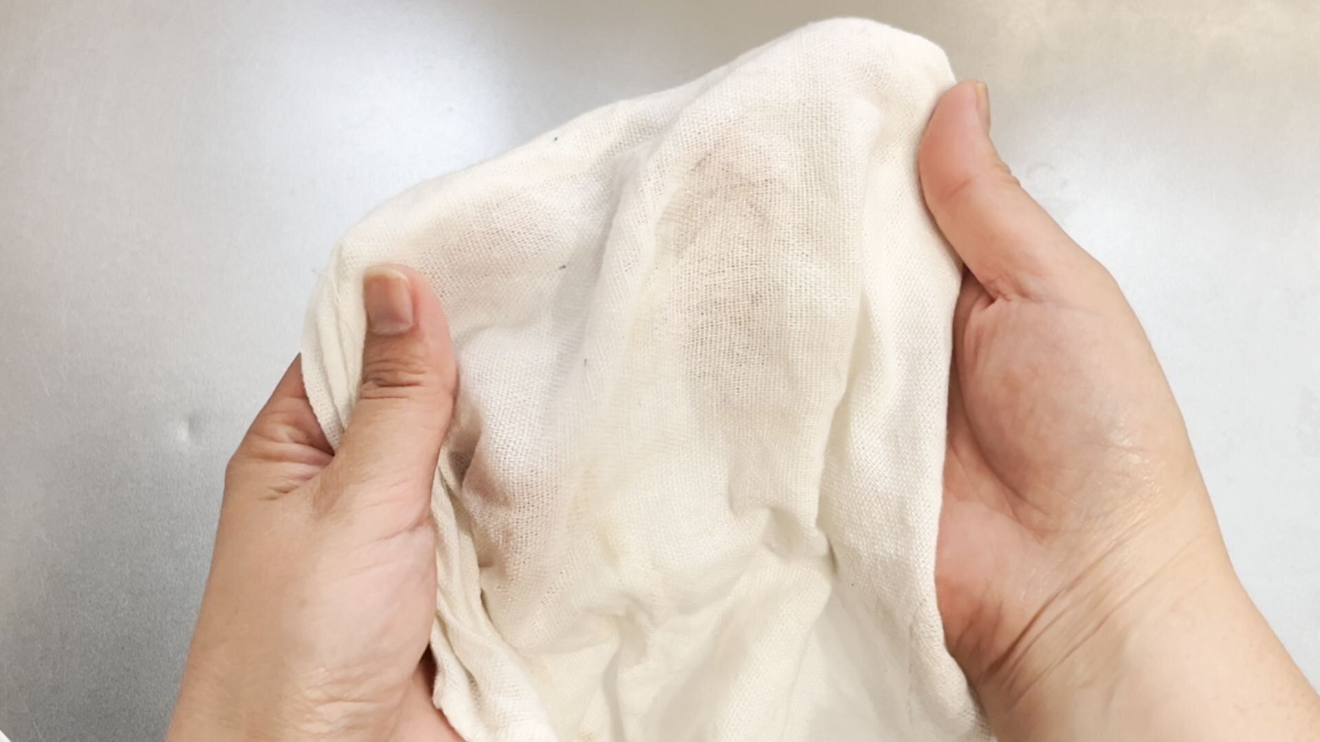 キッチンふきんを清潔キープ。蓄積した汚れや臭いをごっそり落とす方法