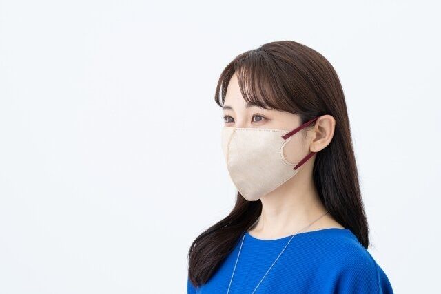 【2025年版・夏マスクおすすめ16選】夏用の不織布マスクも紹介！蒸れない涼しいひんやり快適な夏用マスク！付け心地は？口コミレビューも