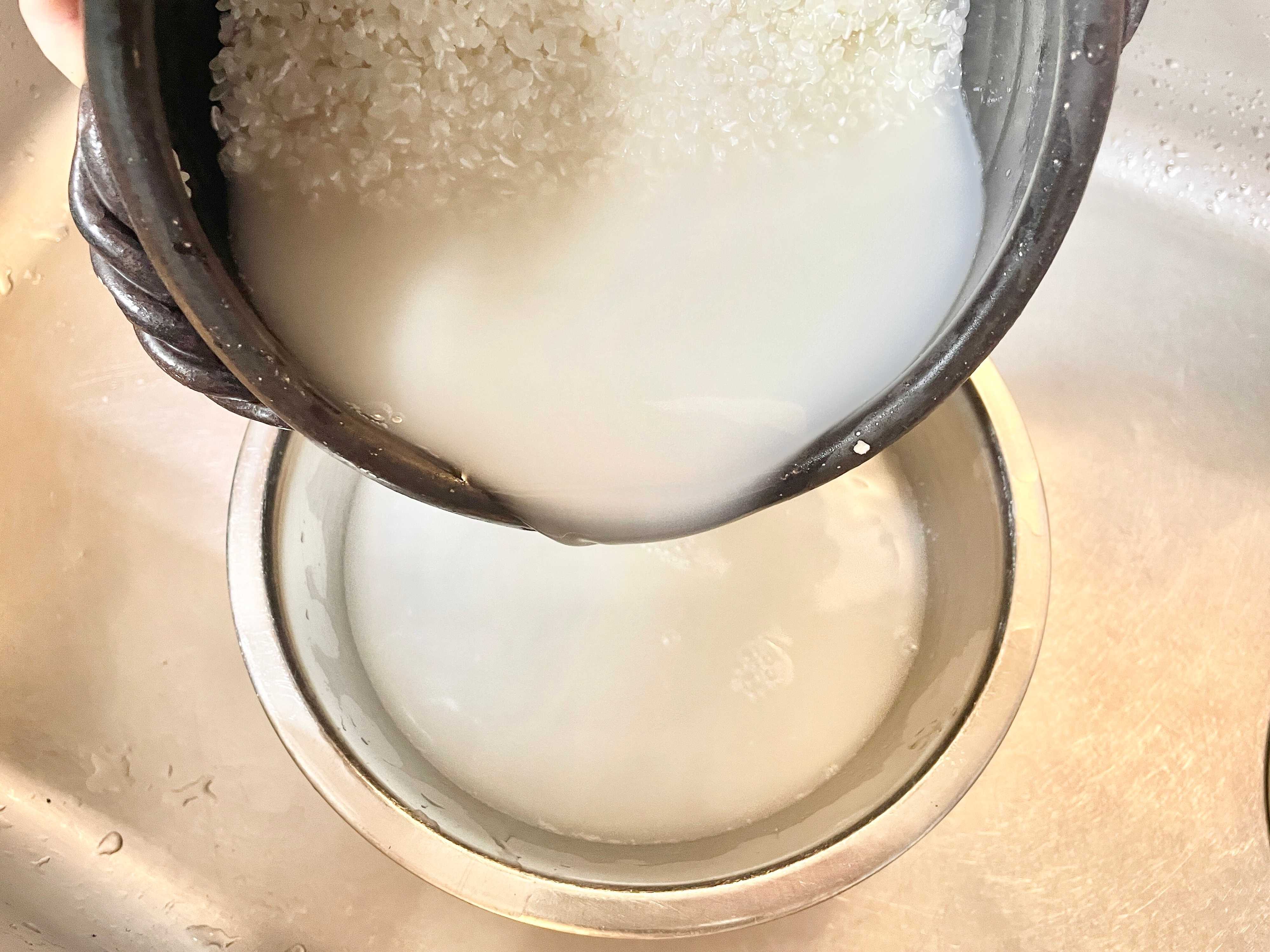 美容にも使える？「米のとぎ汁」はそのまま捨てないで活用するのがおすすめ