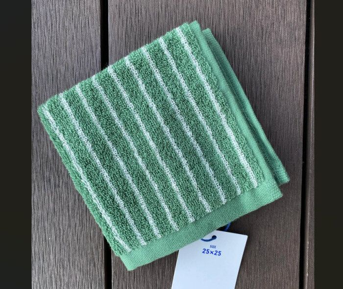 今、バズってる！【3COINS】「全色そろえたい」「まるでTEKLA!?」大人気タオル