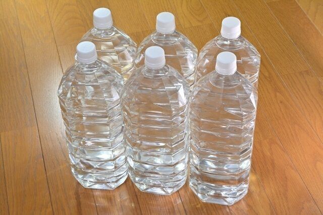 「ミネラルウォーターを大量備蓄」の落とし穴とは？防災士が教える”後悔しない”備蓄のコツ