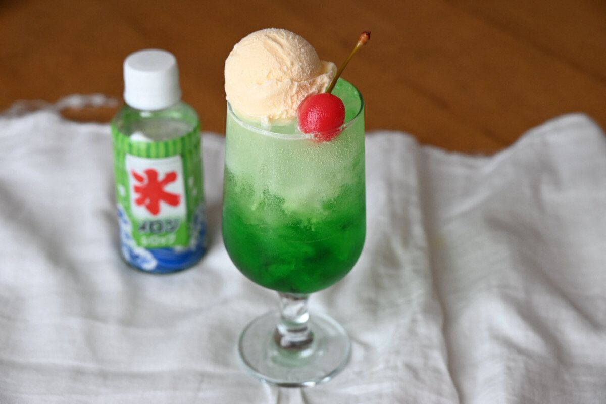 夏の終わりに余ったかき氷シロップで簡単おうちおやつ3つ！琥珀糖に挑戦