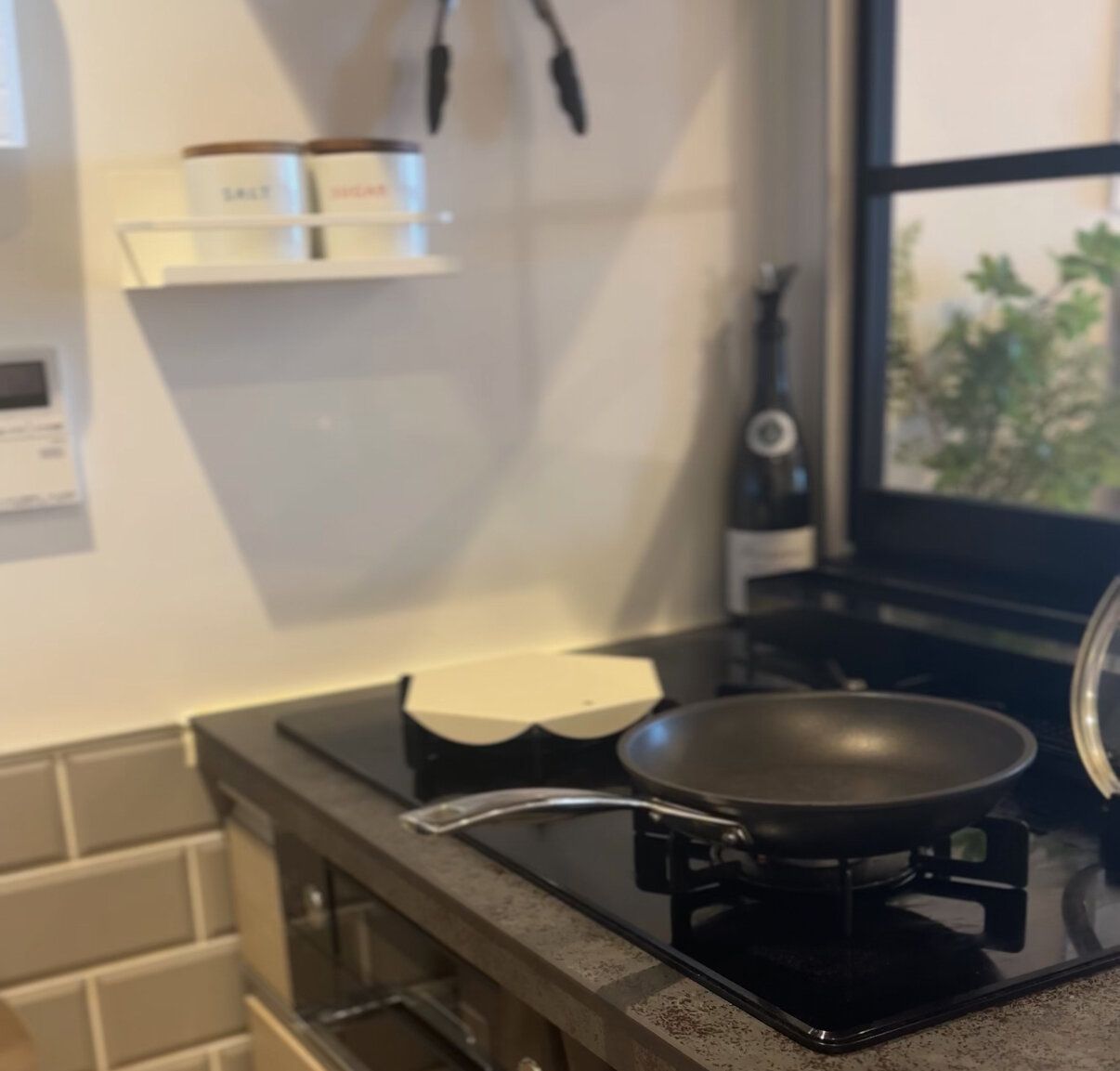 料理中のプチストレス…キッチン収納でやりがちなNG行動3つ