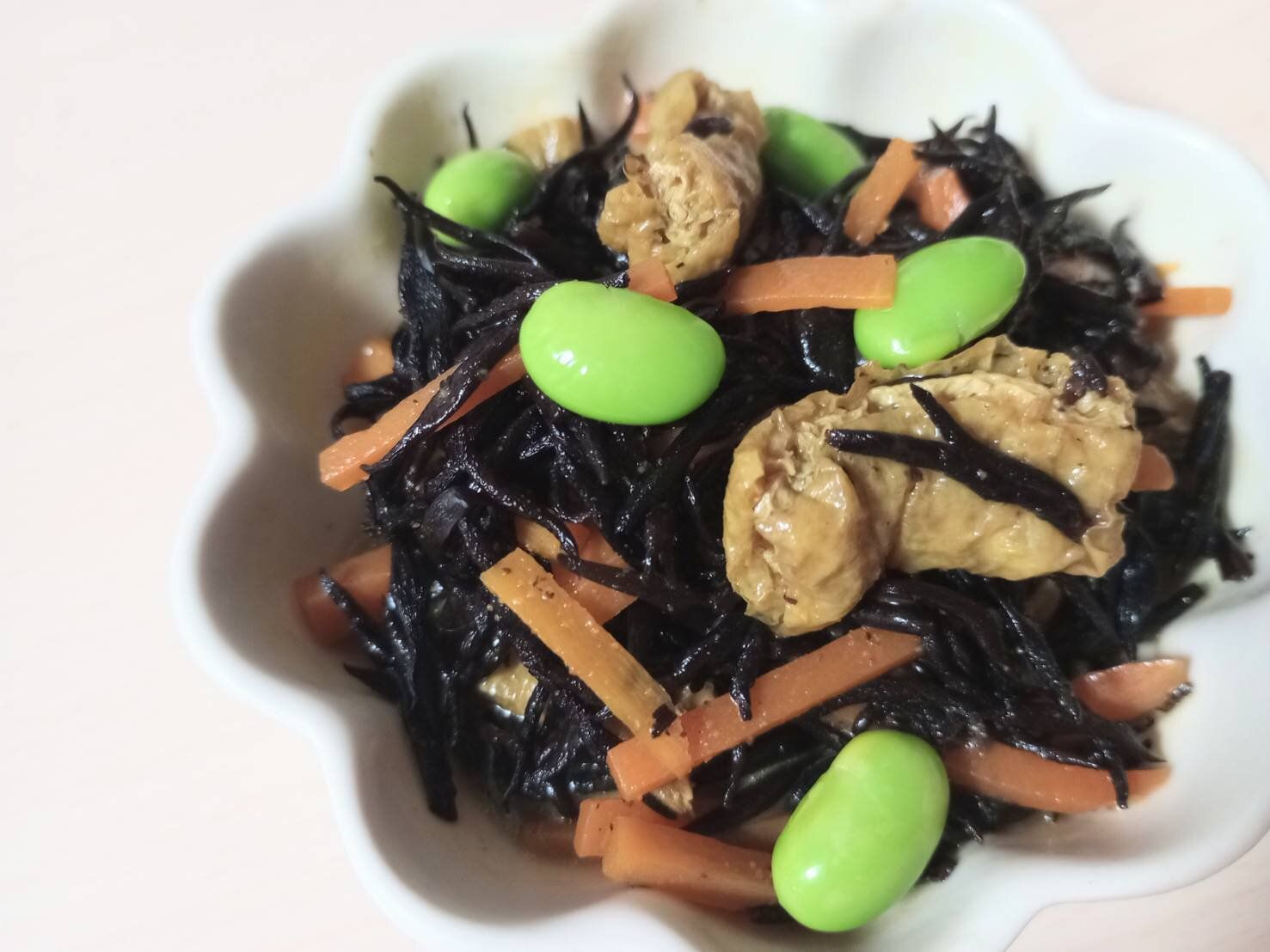 驚きの組み合わせ!?一度食べたら普通に戻れない煮物に入れるとやみつきになるまさかの調味料とは