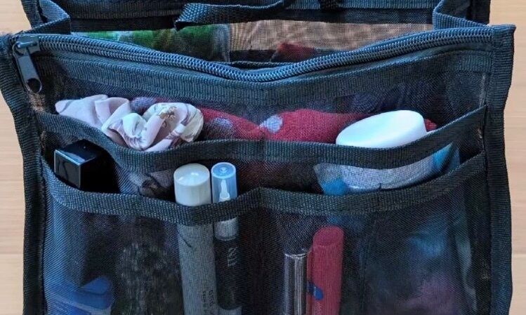 お出かけの時にとっても便利！【100均】「すぐ使えて便利」「すっきり探しやすい」おすすめアイテム4選