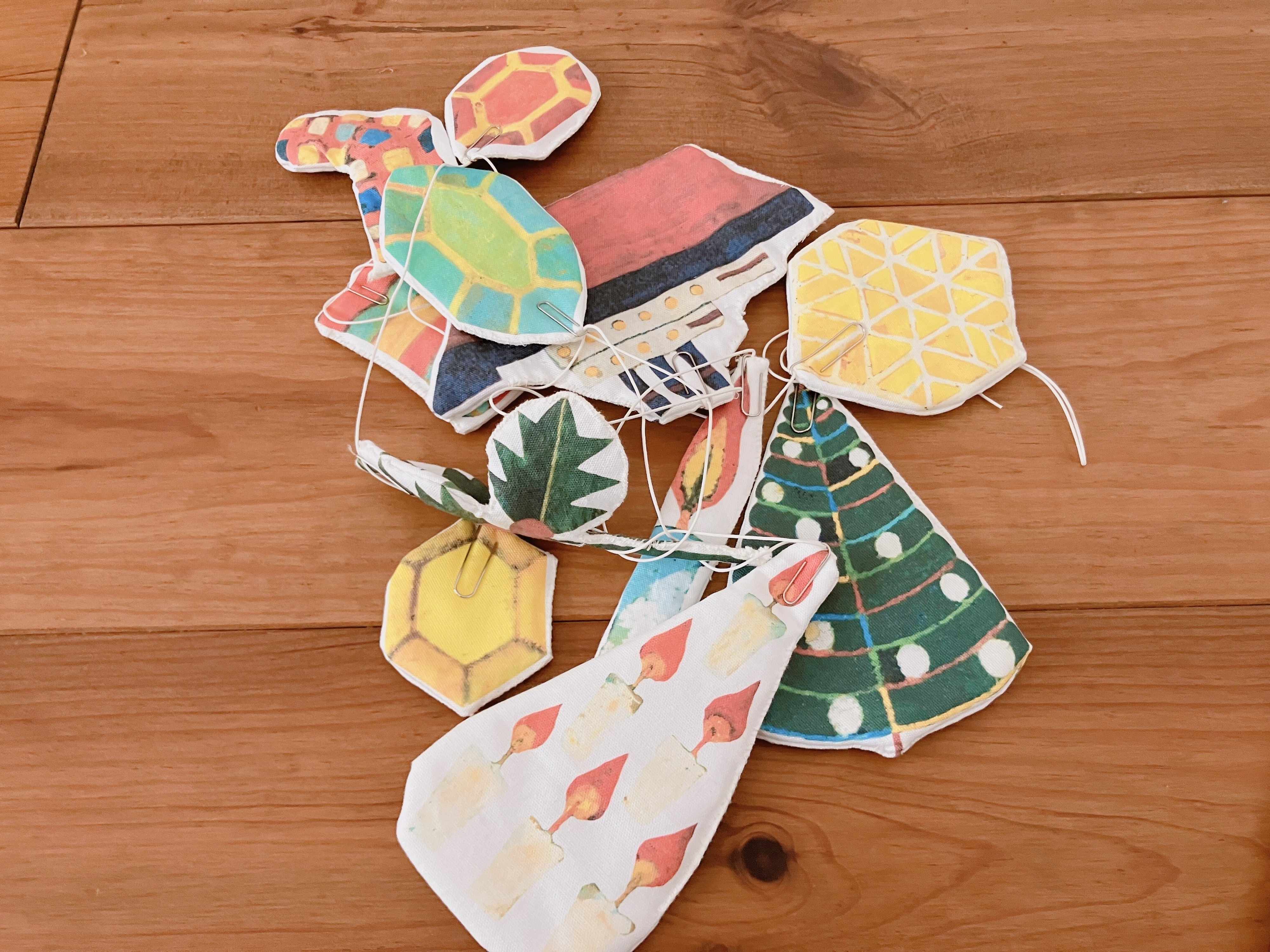 ツリーを置きたいけど場所がない人も楽しめる！小さなスペースでOKのクリスマスデコ