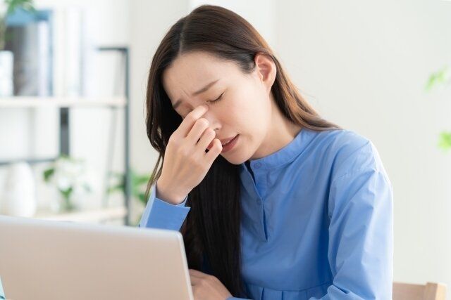 【目の疲れを感じている方必見】乾燥など目が疲れる条件がそろう秋に目を癒すドリンクと食材