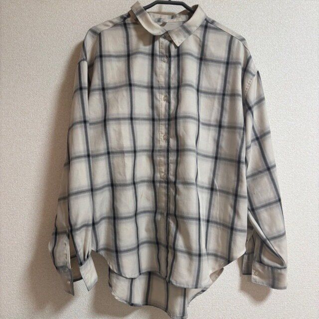 【COCA】体形カバーもオシャレも叶えてくれる！羽織るだけでサマになる優秀シャツ