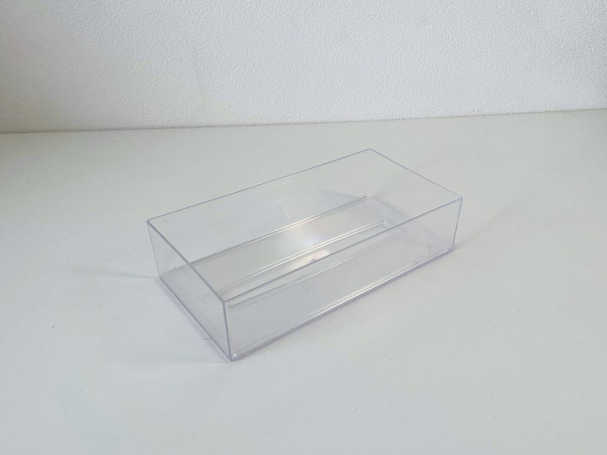 110円で上質感！セリアの「クリアティッシュケース」が美しく使いやすい