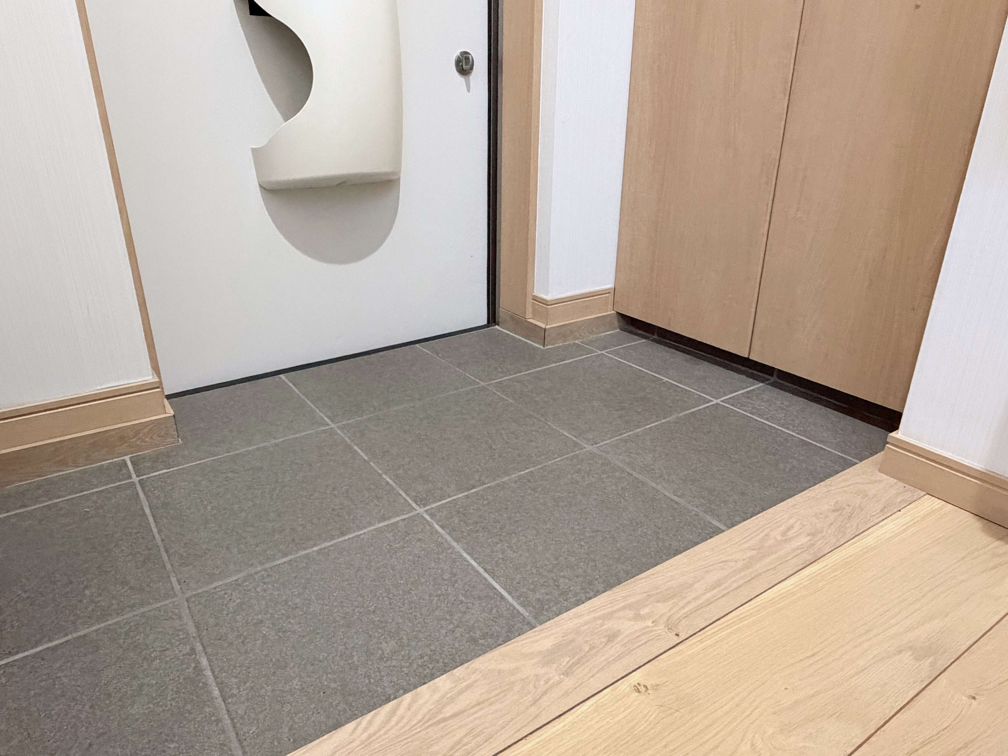 玄関が臭う家はやっている！すぐに見直すべきNG習慣3選