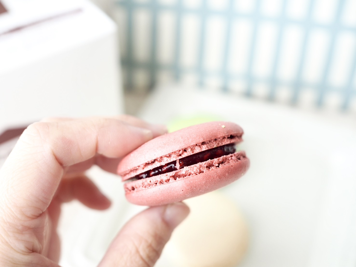 【シャトレーゼ】マニアはこっそり買っている！もっと目立ってほしいケーキ横のプチプラスイーツ