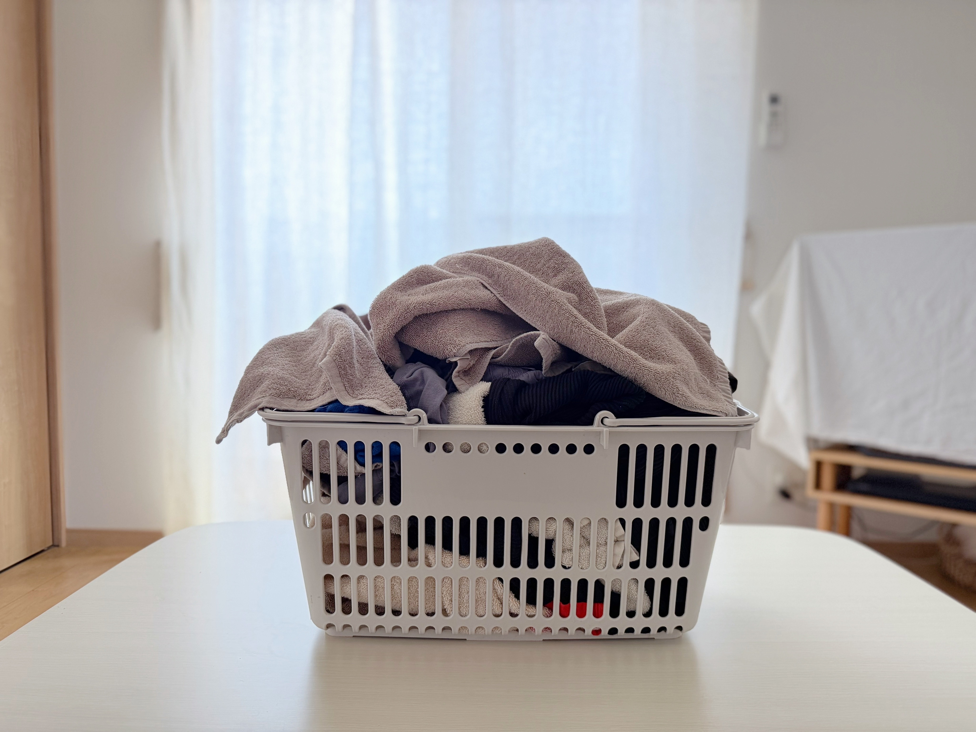 5分で洗濯物が片づく家がやっている！たたまない収納アイデア3選