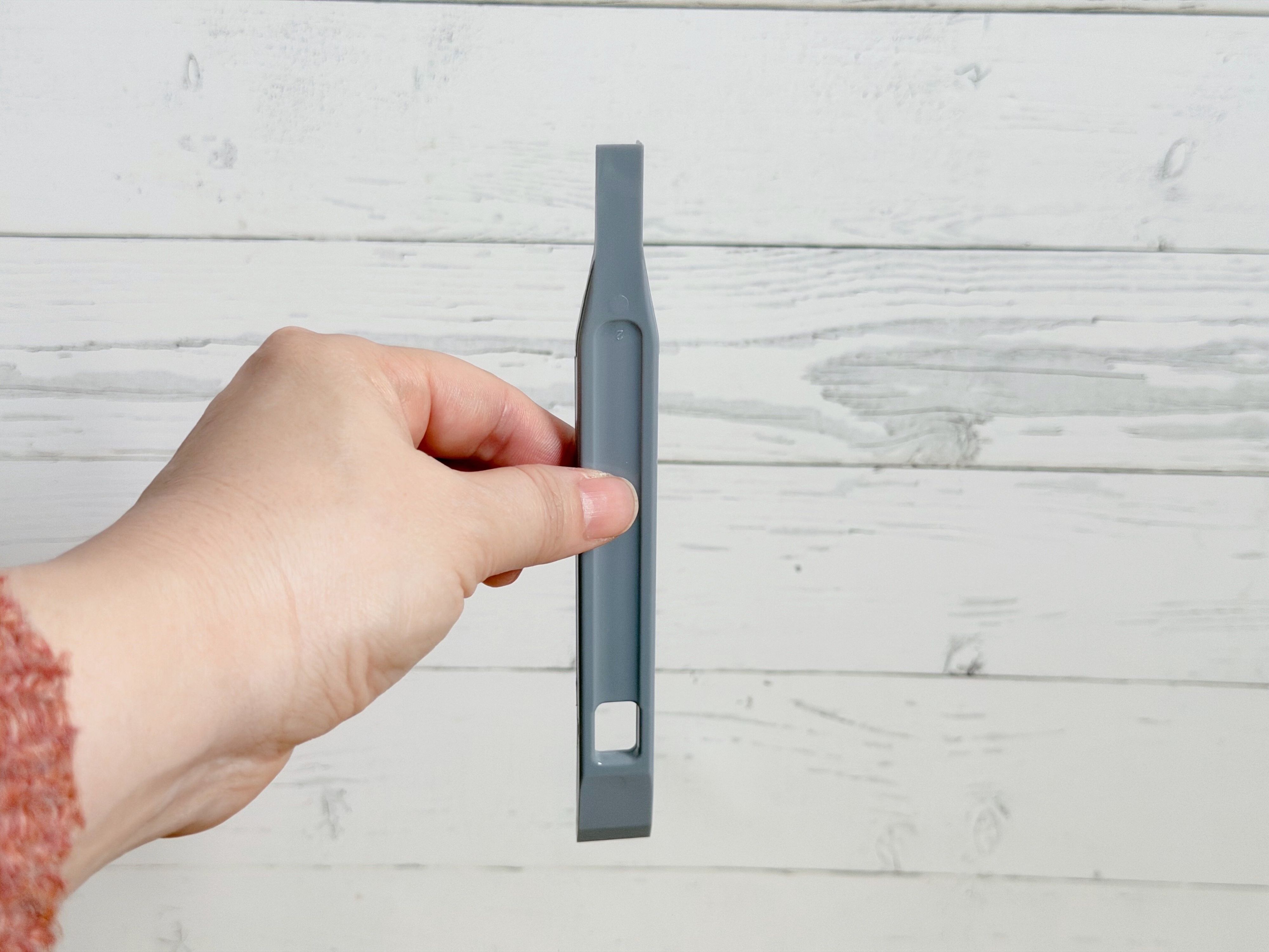 【ダイソー】見つけたらすぐ買って！1本で3通りの使い方ができる超優秀なお掃除グッズ