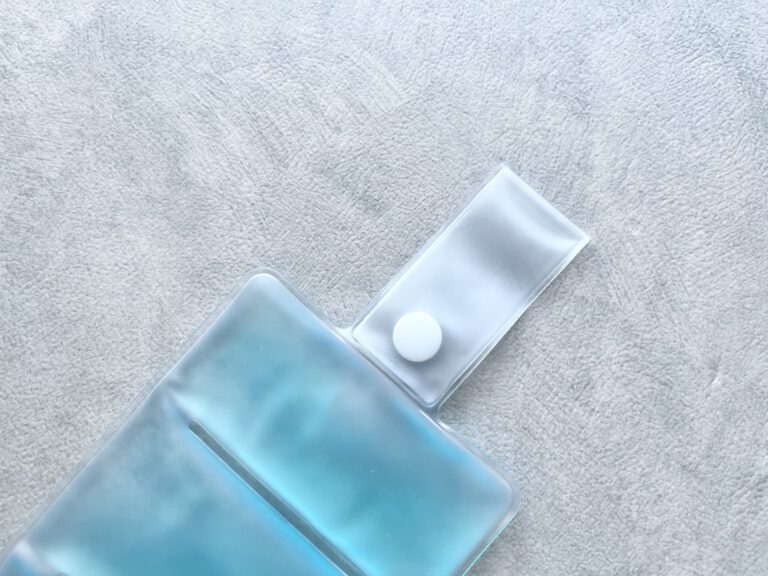 手ぶらで冷やせる！セリアで見つけた進化系保冷剤が超便利