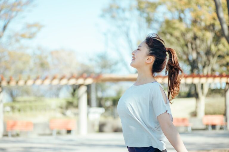 夕方になると、どっと疲れるあなたへ。看護師ママが実践する「疲れをためない身体の使い方」