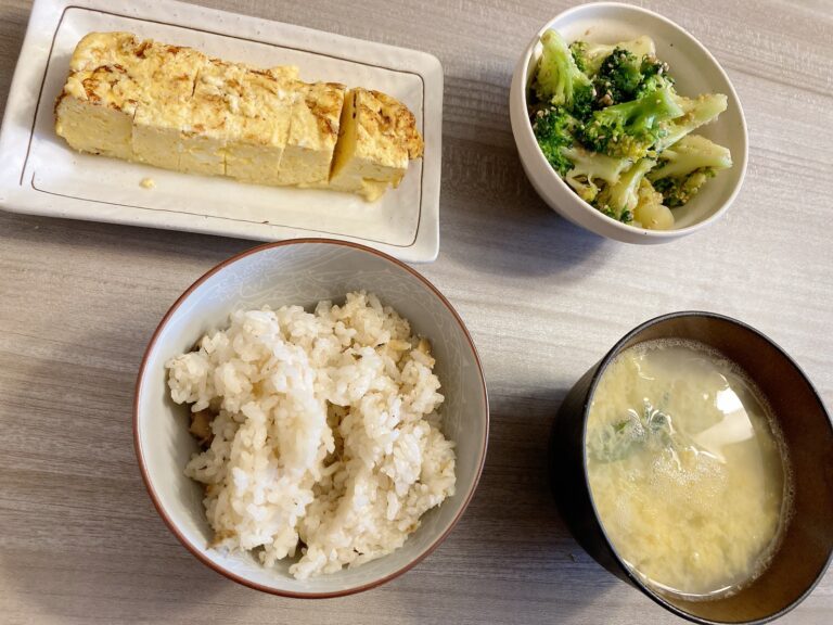 洗い物も最小限！包丁を使いたくない日の夕飯に作りたい簡単3品レシピ