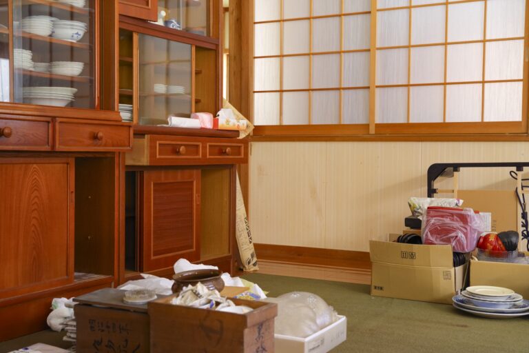 後悔しない実家整理！親の感情に寄り添い安全に暮らす3つのステップ
