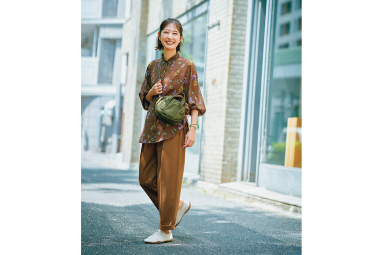 【GU】40代の大人上品着回し！ブラウンタックパンツの秋コーデ